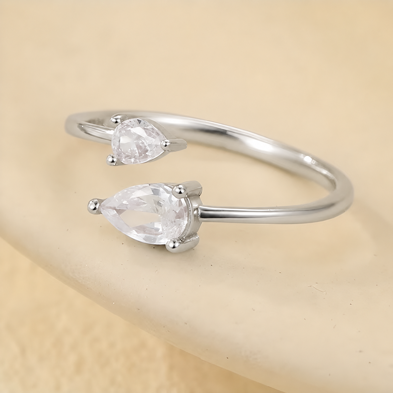 (Silver — Rhodium Plated)
