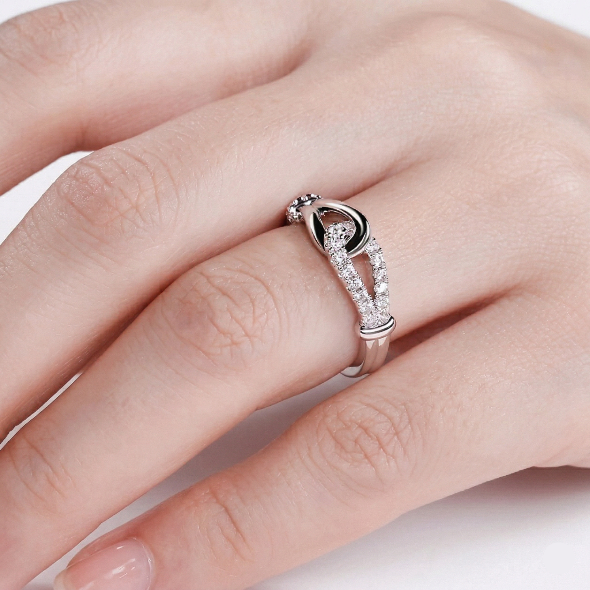 Crystal Knot Ring