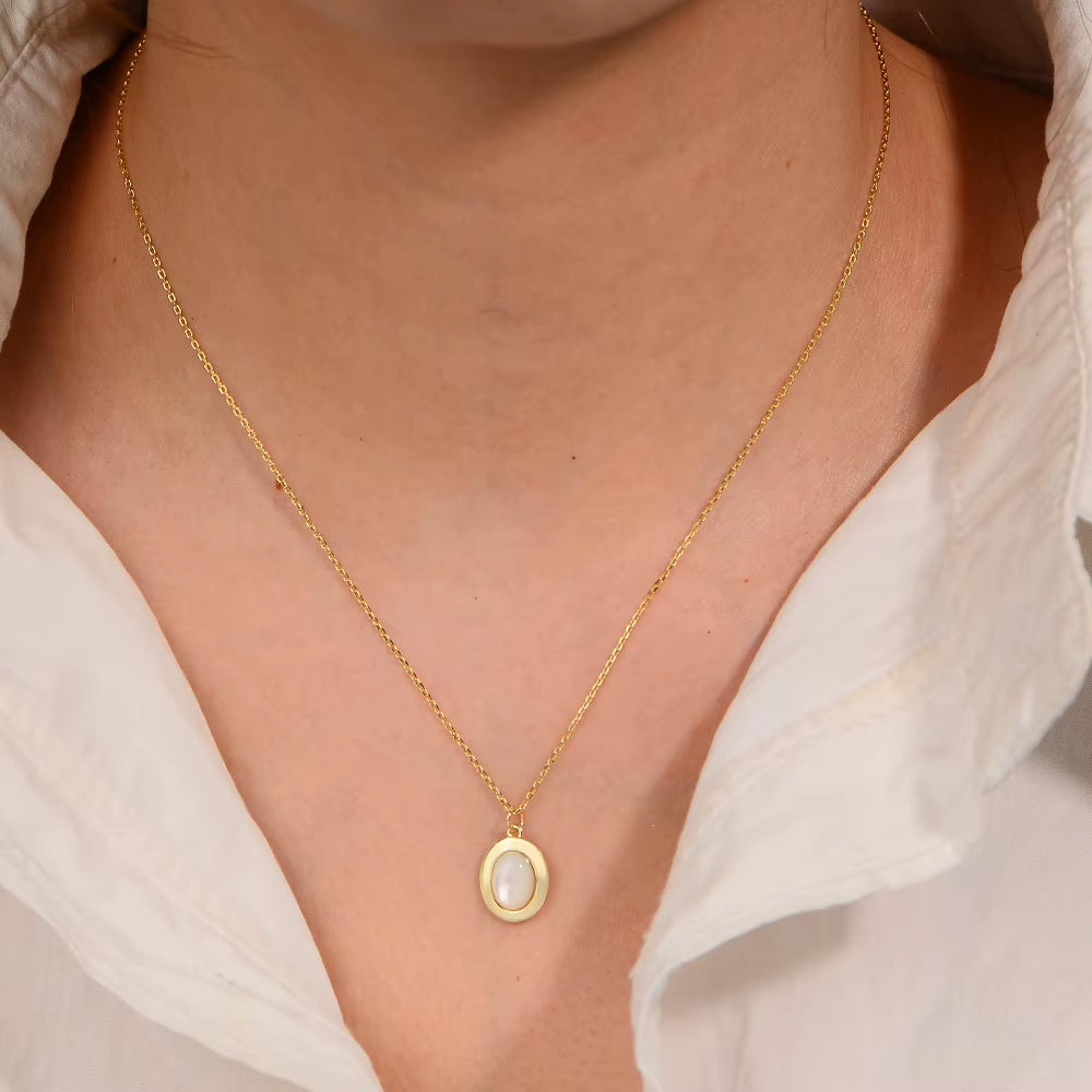 European and American Fashion Jewelry 925 Sterling Silver Retro Oval Natural White Mother-Of-Pearl Shell Pendant Necklace Women