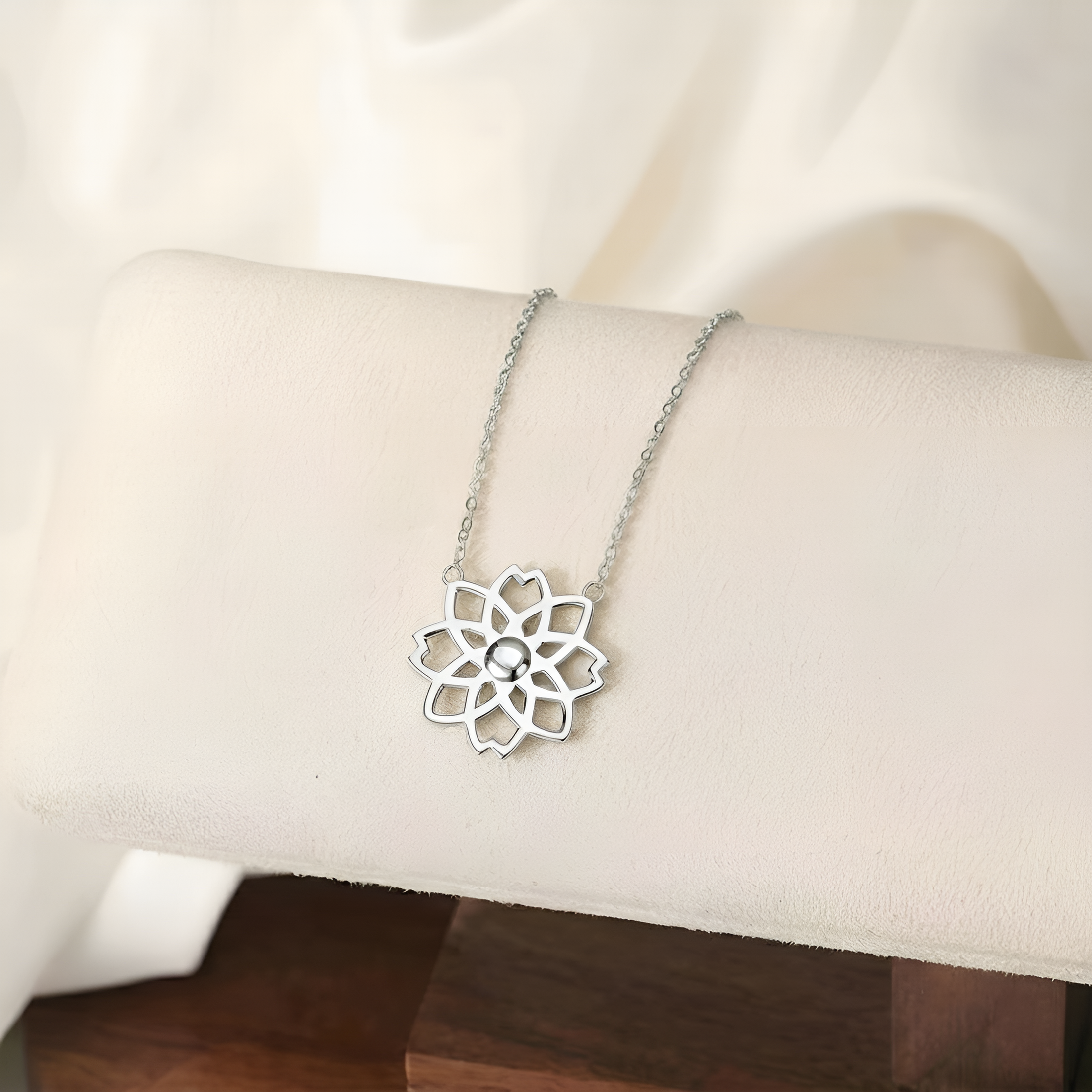 (Silver — Rhodium Plated)
