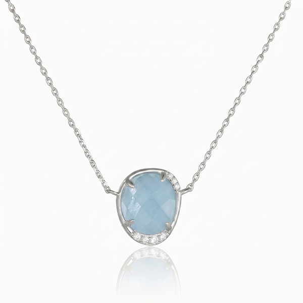 Selua Sapphire Pendant Necklace