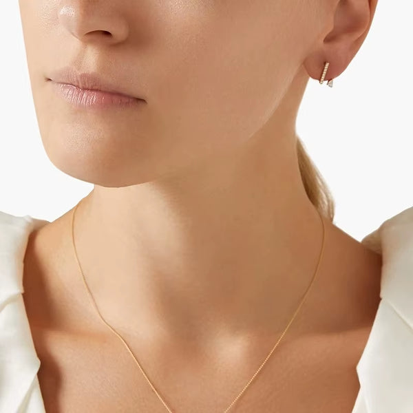 Stella Curve Stud Earrings