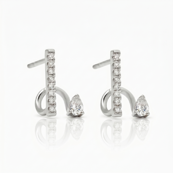 Stella Curve Stud Earrings