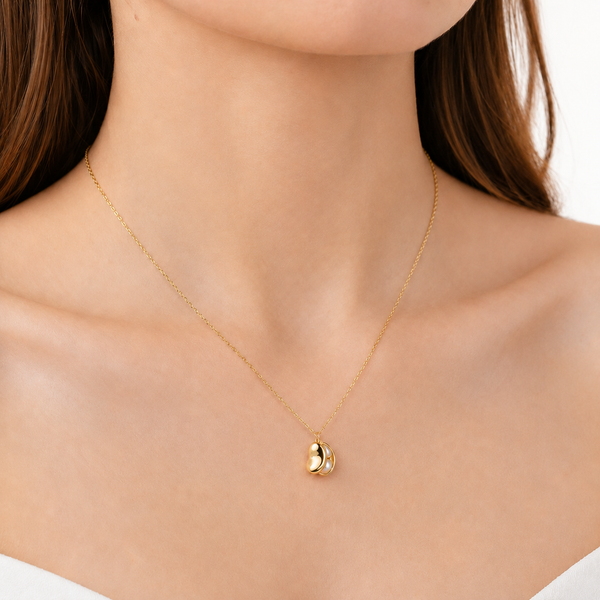 White Pearl Pea Pod Pendant Necklace